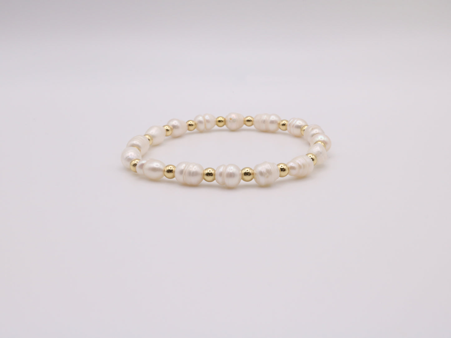 Freshwater pearl elastic bracelet